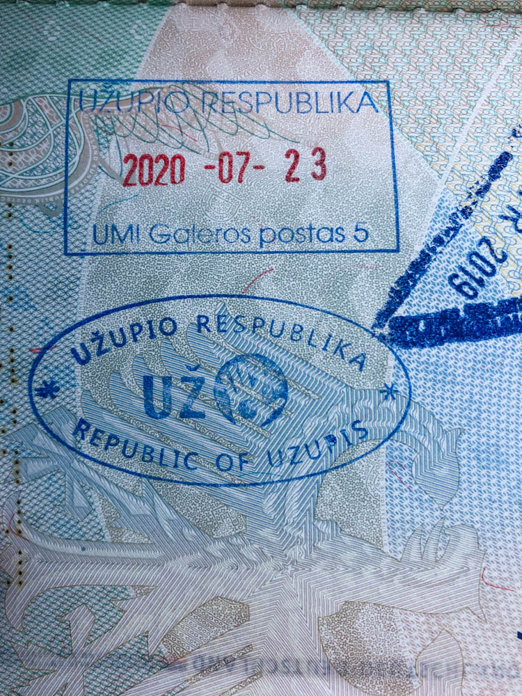 Visastempel von der unabhängigen Republik Uzupio im Reisepass.