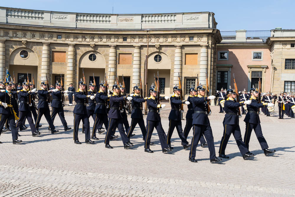 Wachwechsel in Stockholm, der Hauptstadt Schwedens. Sehenswerte Reiseziele in Schweden